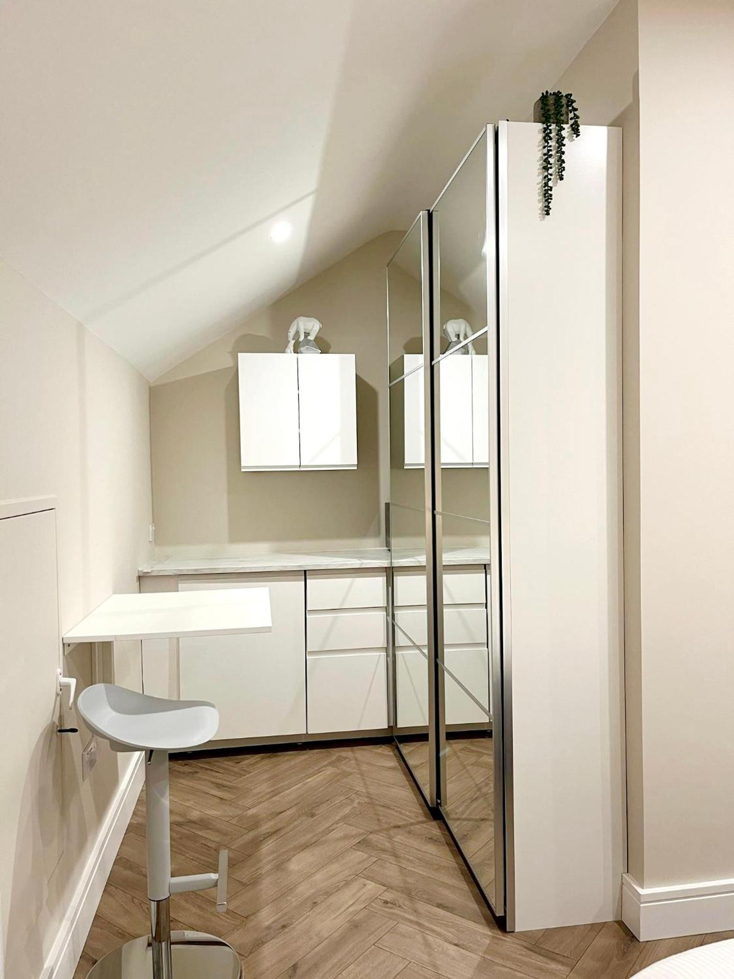 Attic Room In Citywest Dublin Exteriér fotografie
